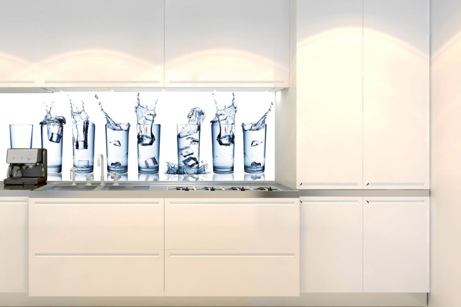 Samolepicí fototapeta do kuchyně KI-180-162 Sklenice vody | 180 x 60 cm - Na kuchyňskou linku